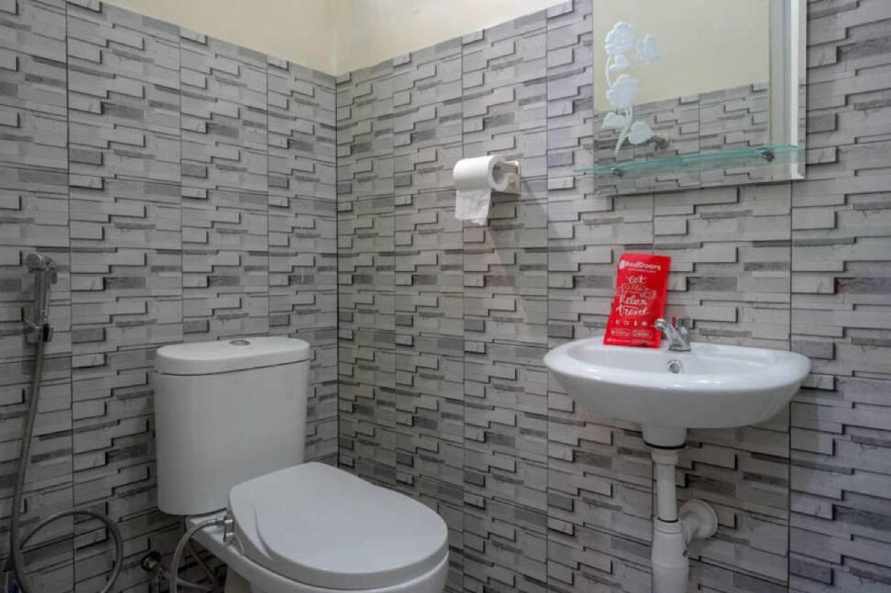 Reddoorz @ Jalan Raya Kaliwungu Selatan Kendal Hotel Екстериор снимка